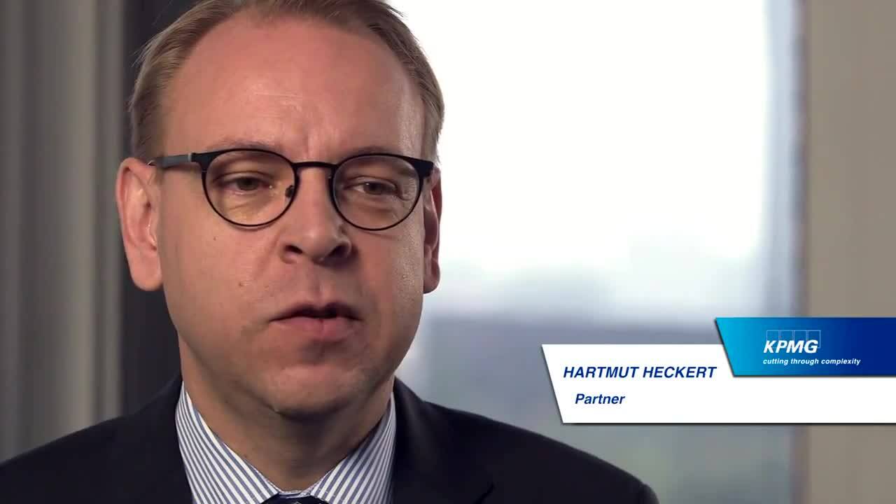 Vorschaubild für KPMG Blog: Rekordhoch für Hamburger Hafen - Hartmut Heckert